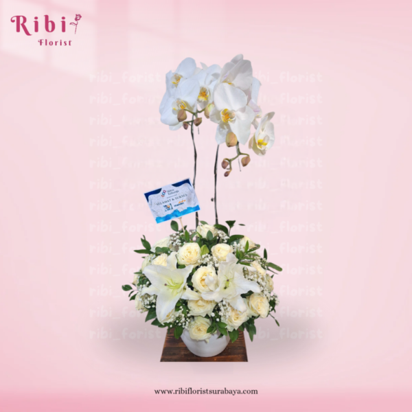BUNGA MEJA VAS ANGGREK MIX MAWAR PUTIH (FRESH)